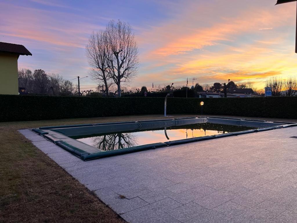 Kibilu - Residence With Pool, Near Lake Maggiore Monvalle エクステリア 写真